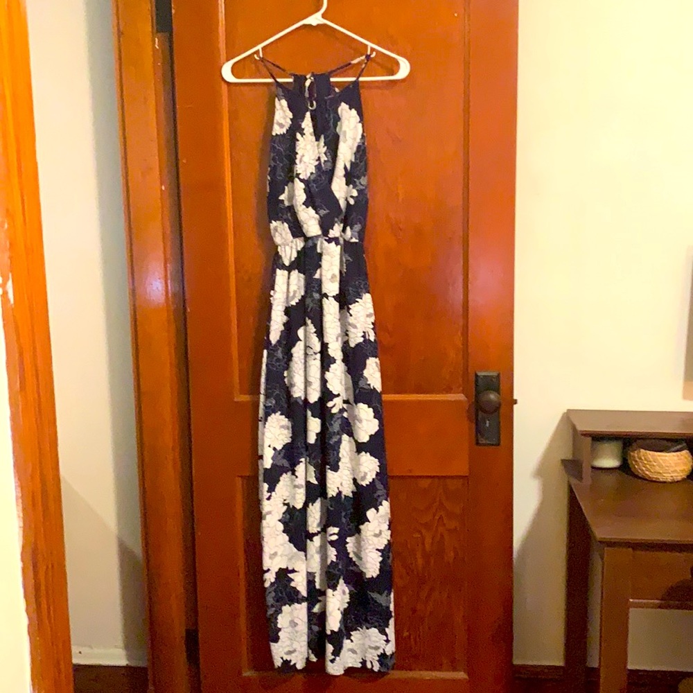 Francesca’s blue and white floral maxi dress